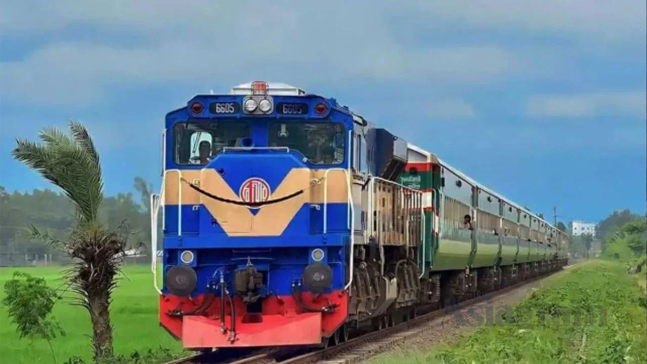 Train services on all routes to and from Rajshahi suspended after derailment