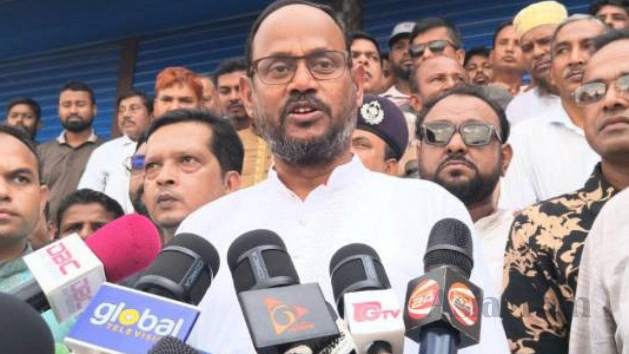Government Releases Fish Fry Across Country to Boost Native Fish Production