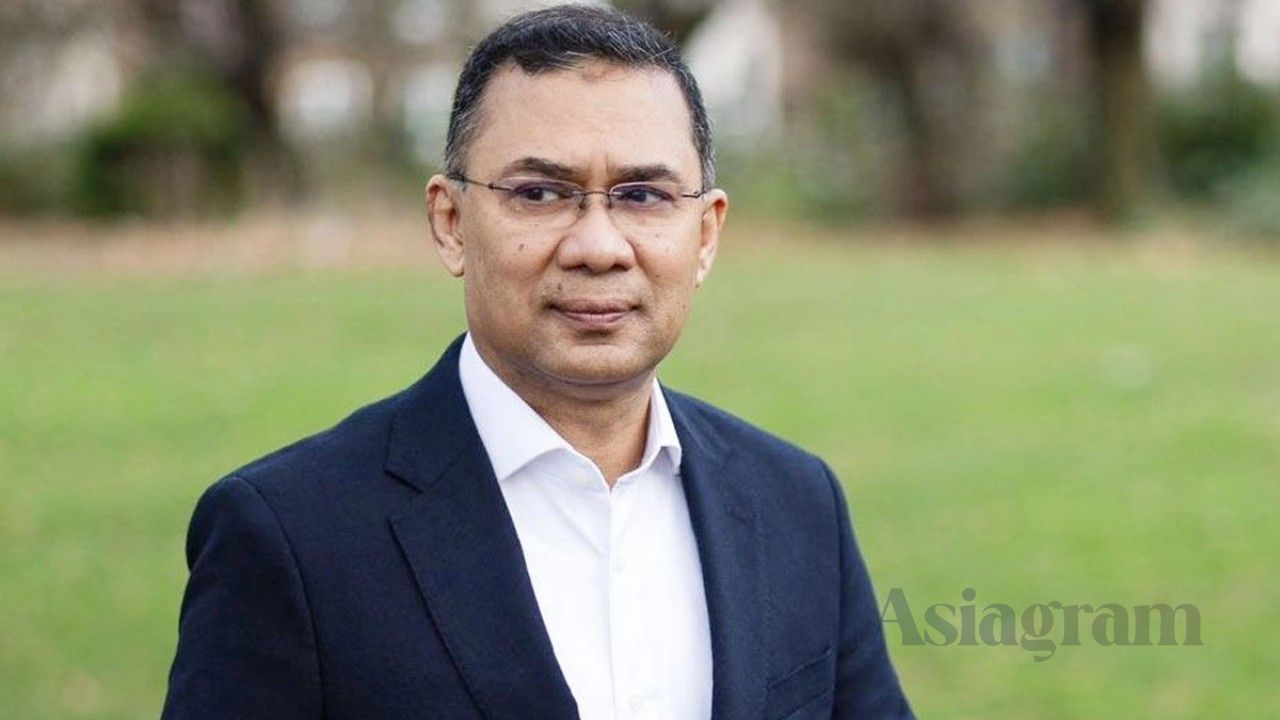 PM gives two weeks to clean up Azimpur government quarters
